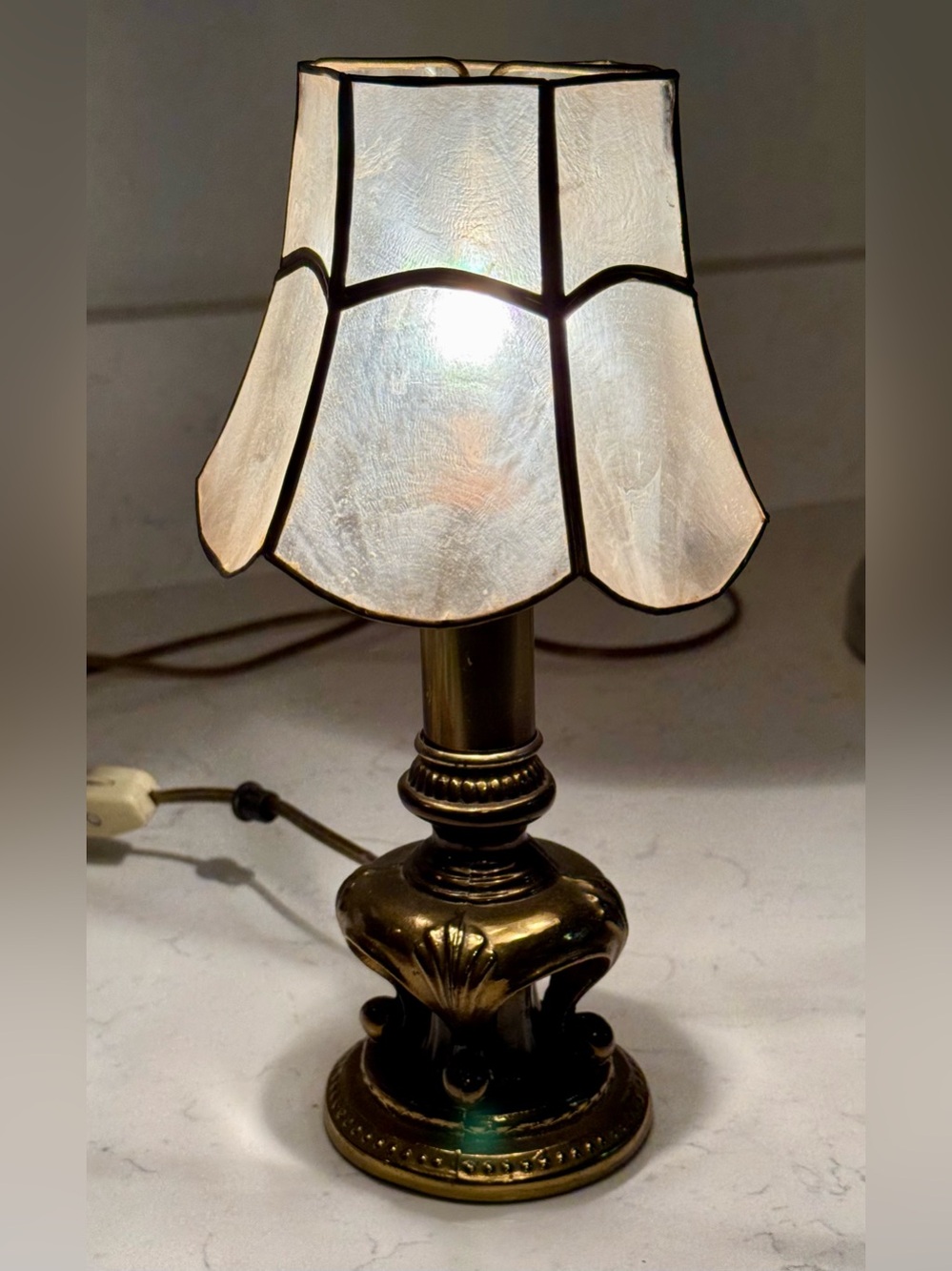 Vintage Mid-Century Capiz Shell & Ornate Brass Accent Lamp